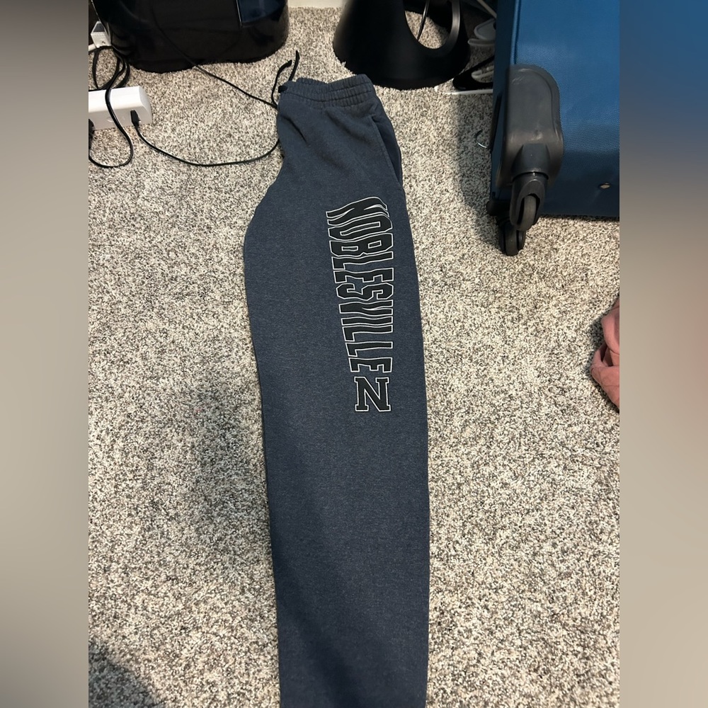 noblesville sweatpants with strings